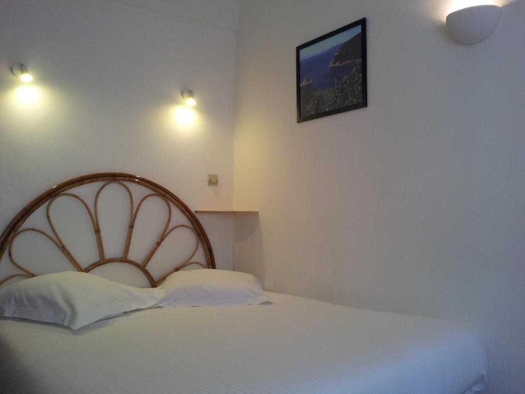 Hotel L'Oustaou Le Lavandou Pokoj fotografie